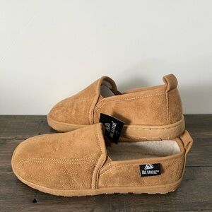 New DBL Barrel Slip-On Slippers (Tan) size 9